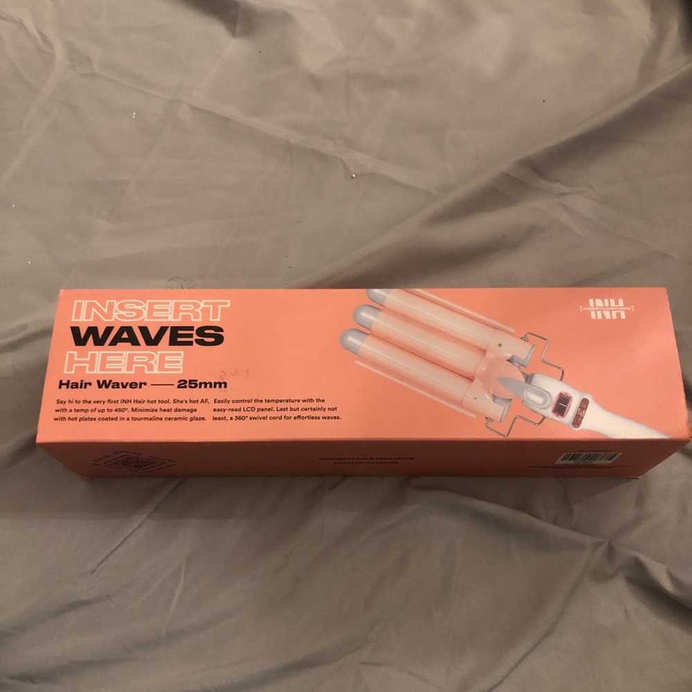 INSERT WAVES HERE